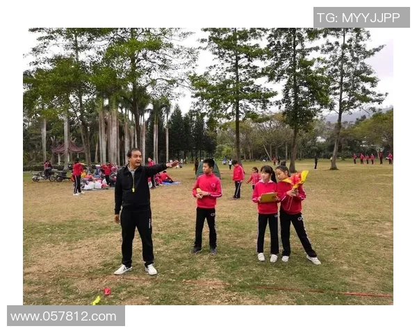 足球磕球技巧解析与实战应用提升你的球技与比赛表现